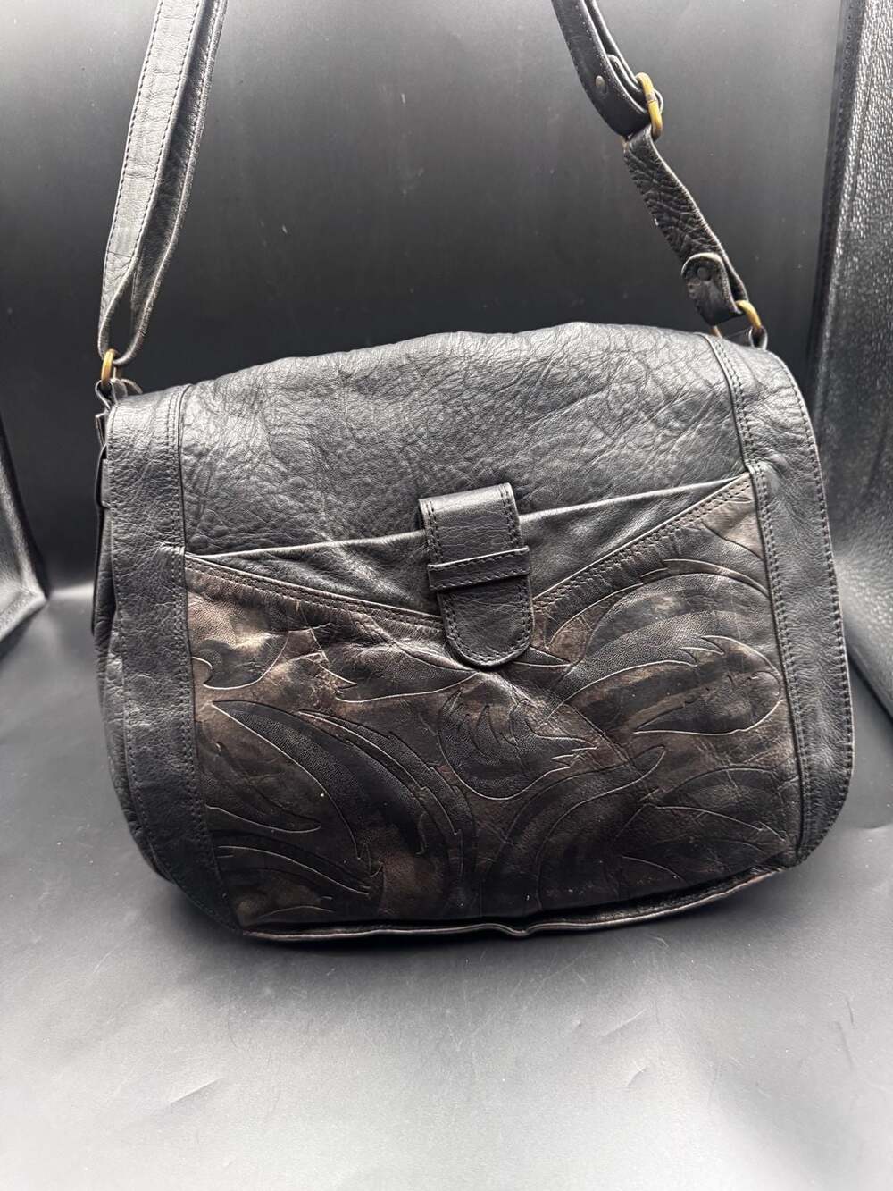 Cristina Made in Italy Vintage Embossed Black Leather Shoulder Bag